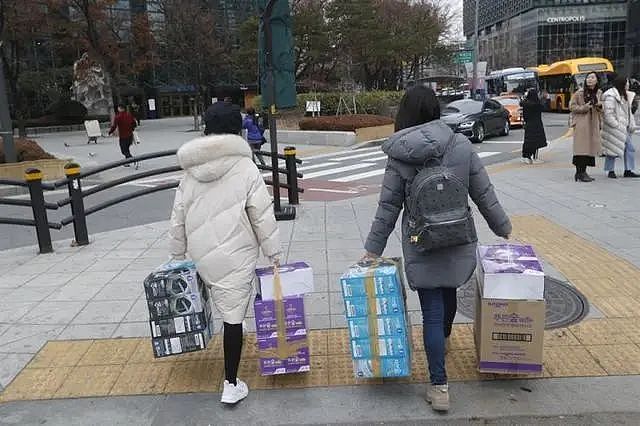 韩国600多名宗教团体成员被怀疑感染，竟拒接卫生官员电话（组图） - 1