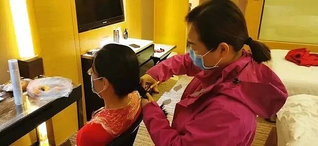 【深读】从崩溃到零感染，中国第一批援助医疗队在黄冈的30天（组图） - 25