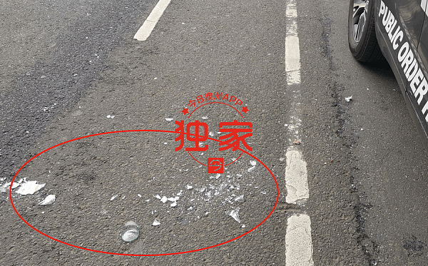 危险！澳洲唐人街有人高空丢玻璃瓶，砸中警车当场爆碎！华人小哥一周连躲两次！（组图） - 2
