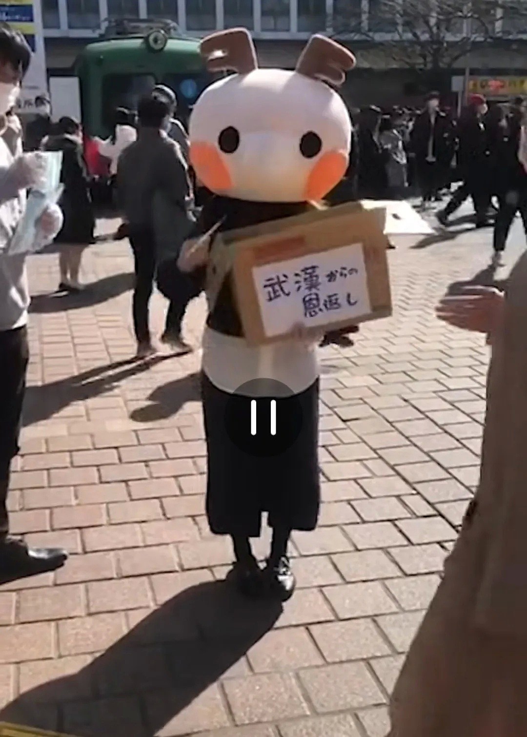 日本口罩告急，讲中文的女子因插队买口罩被群殴，还上了日本电视！（视频/组图） - 21