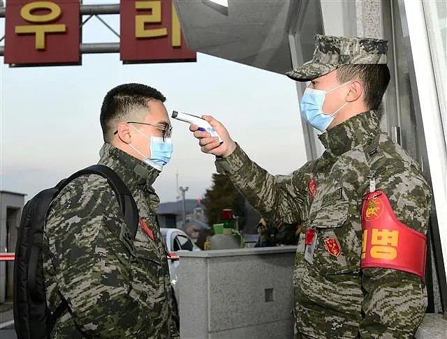 韩国进入24小时全面备战状态，文在寅“宣战”+道歉（组图） - 4
