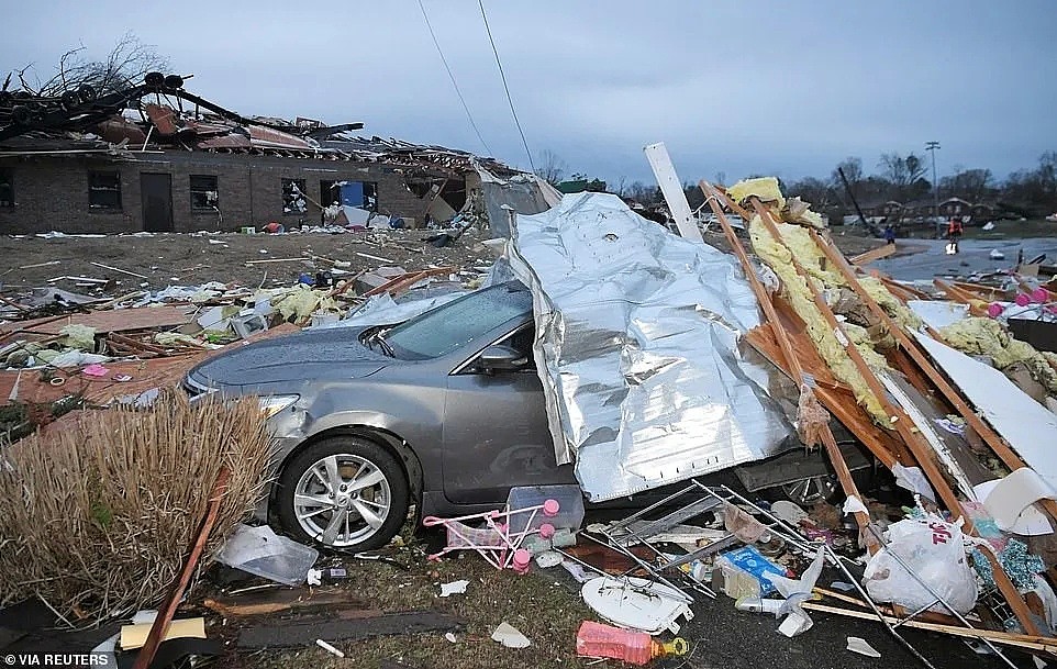 特大灾难！美国遭死亡龙卷风