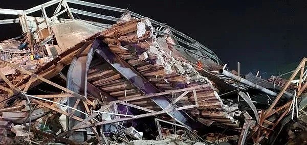 福建酒店坍塌现场图片曝光，消防紧急救援！已有43人获救（视频/组图） - 2