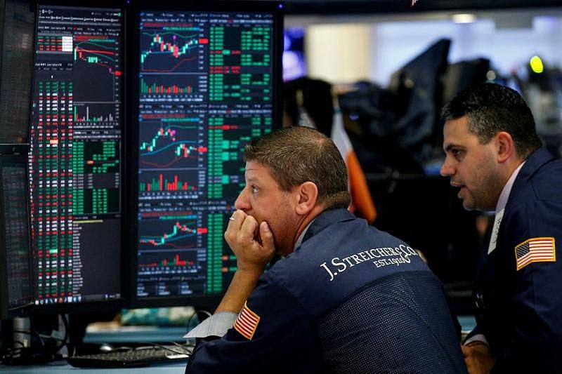 截至目前美国股市在最近一周内已经触发两次熔断机制。（Reuters）