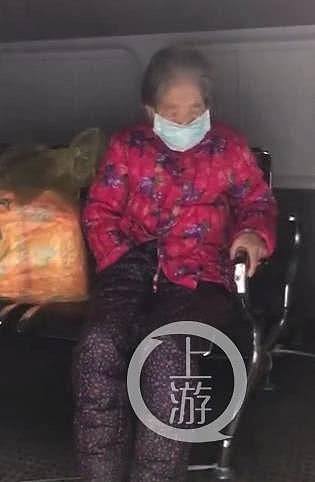 谁的错？外孙不让痊愈出院的外婆回家隔离被批“白眼狼”，街道劝解被打（组图） - 1