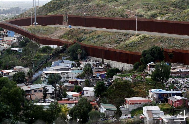 川普自夸有远见 边境墙阻隔新冠 墨西哥:”确能挡住病毒从美国来”（组图） - 1
