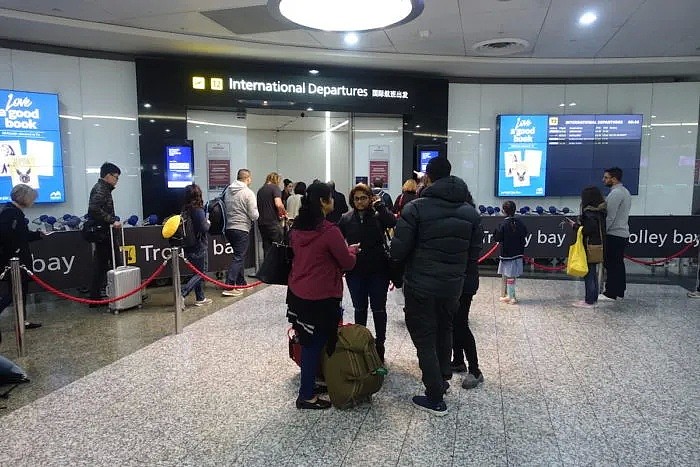 澳洲留学生回国实录：33小时从订票到回到中国，不吃不喝不摘口罩不上厕所！（组图） - 8
