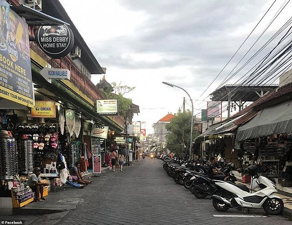 26191146-8132911-Pictured_One_usually_packed_street_in_Bali_was_deserted_as_shopk-a-16_1584671744224.jpg,0