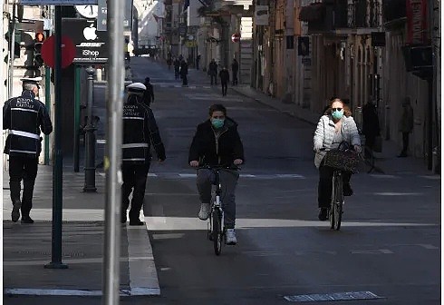 实际感染人数或更多，米兰还有人在聚会！中国专家急了：我不明白大家在想什么（组图） - 2