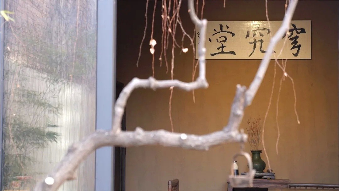 【深读】他在北京800㎡的家，光是买家具就花了7年：这很难，不是去网购就行了（视频/组图） - 12