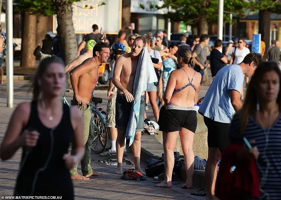 莫里森发话：租金出台新要求！热门海滩上百人半裸狂欢，16000澳洲人无视劝阻出境，幸好疫情下的澳洲，还有这些好消息... - 25