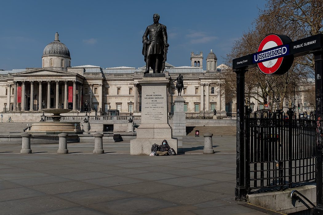 伦敦特拉法加广场（3月27日）。