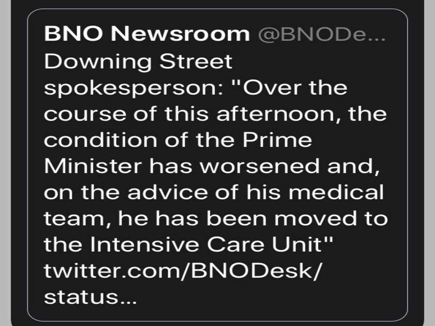 荷兰媒体BNO Newsroom4月6日发表推文，宣布约翰逊的最新病情进展。（Twitter@BNO Newsroom）