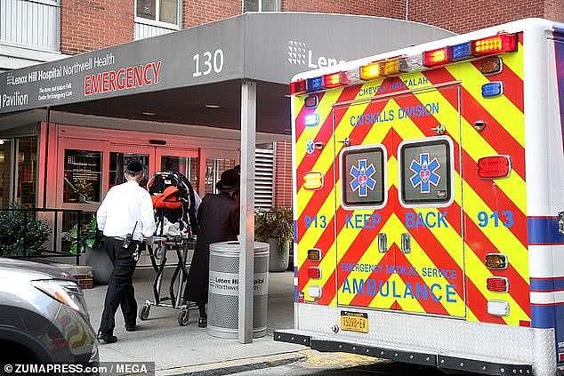 纽约市退休警官感染新冠不配合治疗，强行出院一小时后死在大街上