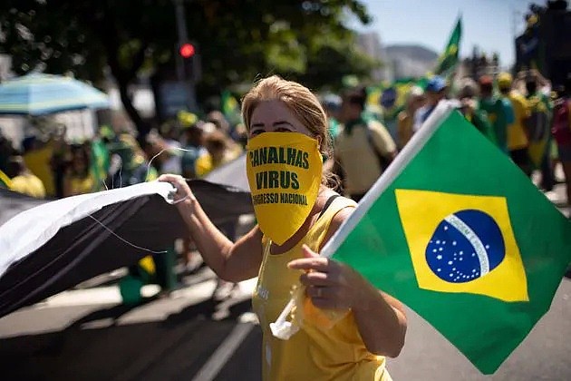 全球确诊150万，没有呼吸机的国家痛苦万分，巴西疫情渐重总统却嘴硬头铁（组图） - 43