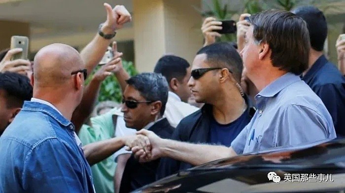 无视疫情，当众抹鼻涕又跟人握手? 巴西总统，简直迷惑（组图） - 14