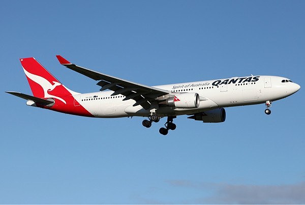 Qantas_Airbus_A330-200.jpg,0
