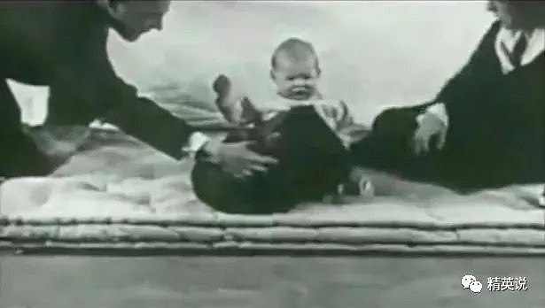 美国史上最残忍人体改造实验：双胞胎婴儿被迫变性，一场意外毁掉两段人生（组图） - 15