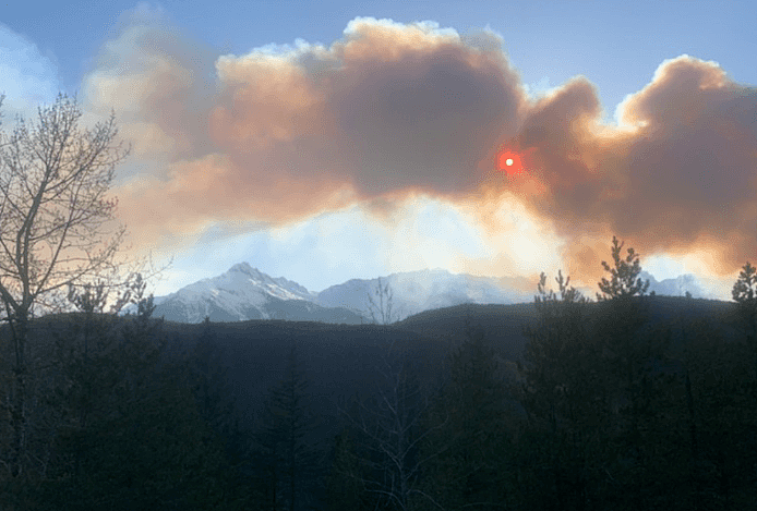 疫情没拐点，Squamish山火又爆发，烟尘漫天！温哥华市民肺快撑不住了！（组图） - 20