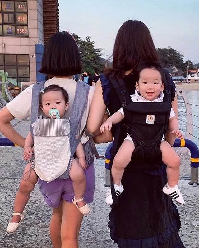 【亲子】37岁韩国女星升级当妈，另类带娃笑喷网友：真的太沙雕了（组图） - 60