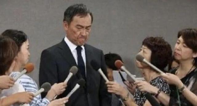 渡边杏母亲法庭爆内幕，揭女儿疑与中田英寿有染，这个妈真是绝了
