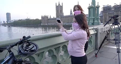 一大波人大街上鼓掌打气，英国网友：这什么操作？？（组图） - 6