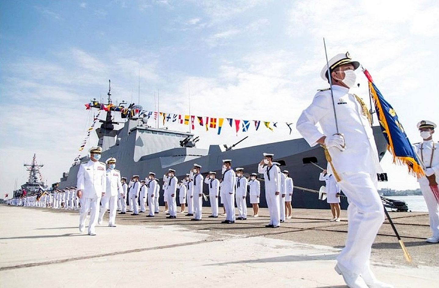 台湾海军敦睦舰队成为台湾防疫破口，因政治考量显得“有苦难言”。（台军闻社）