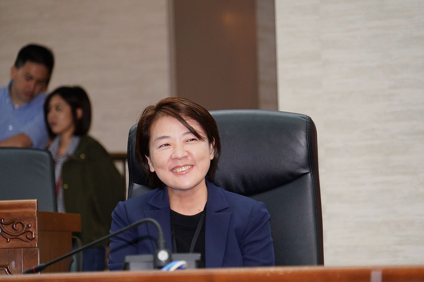 台北市副市长被外界认为是未来台北市长可能人选。图为黄珊珊出席台北市政府秘书长交接典礼。（台北市政府提供）