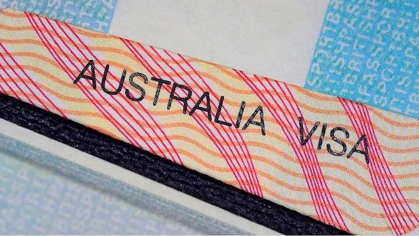 澳洲移民局官宣：“疫情签证”已对外开放，免费申请，可全职工作！签证快过期的小伙伴赶紧来看... - 7