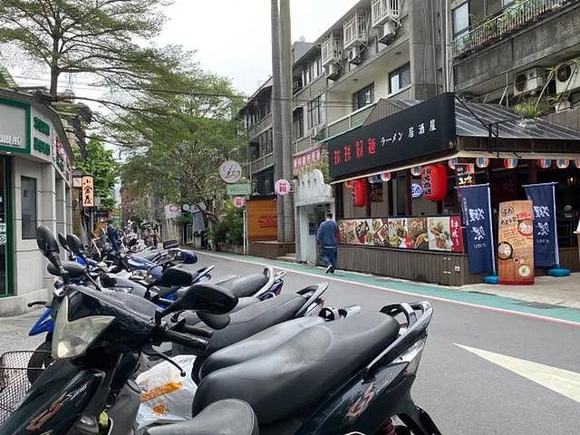 39岁余文乐爆粗怒骂台北停车场职员，香港网友：别污染了美丽宝岛
