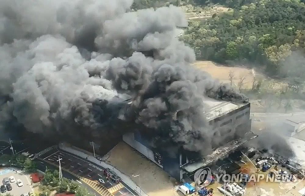 韩国物流仓库发生爆炸，大火致38死亡：有中国公民遇难（视频/组图） - 3