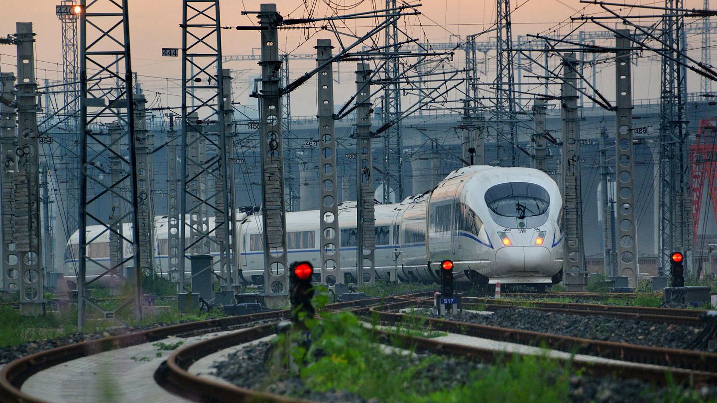 中国高铁的快速发展，在西方人眼中是一个出人意料的成功故事。（新华社）