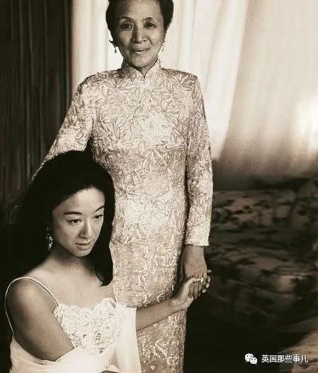 71岁婚纱女王Vera Wang比基尼照刷爆热搜 网友：这身材爱了（组图） - 10