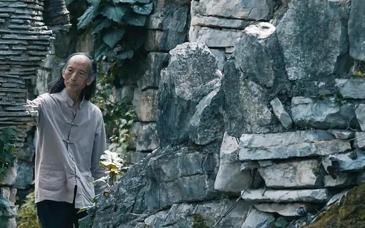 80岁中国大爷隐居荒山24年，负债300多万，造出一座震惊BBC的“世外桃源”（组图） - 30