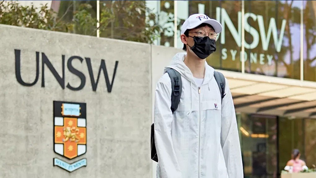 病毒专家竟称：澳洲抗疫胜利全靠“对华禁令”！封国令恐持续到2021年，联邦政府计划让留学生先入境 - 7