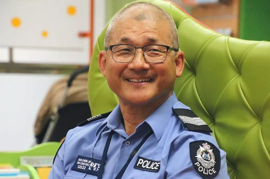 西澳警察与图书馆合作，教移民儿童阅读 - 5