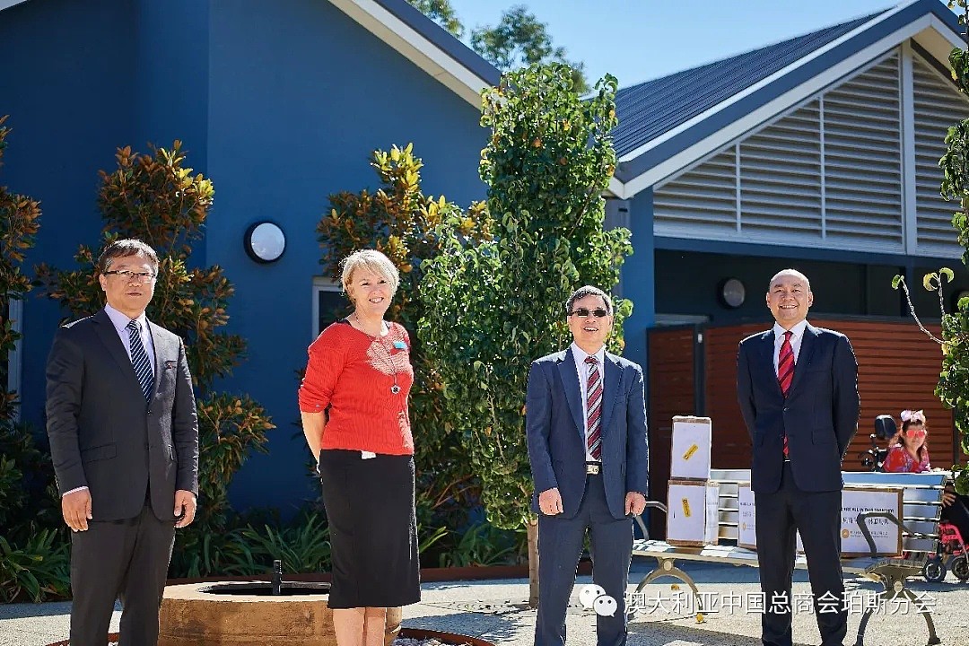 澳大利亚中国总商会珀斯分会向西澳残疾人服务中心捐赠医用口罩 - 2