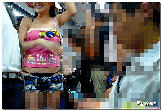 杭州地铁拒绝女性穿吊带进站引发爆议！怎么才算是暴露？（组图） - 55