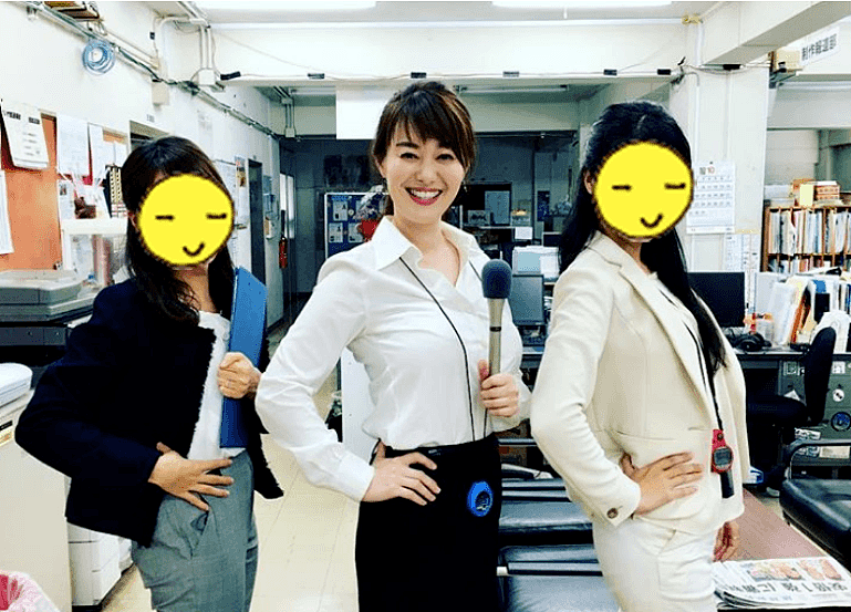 日本女主播因巨乳屡遭投诉，离职后拍了组“大尺度”写真！网友又开始追捧了…（组图） - 1
