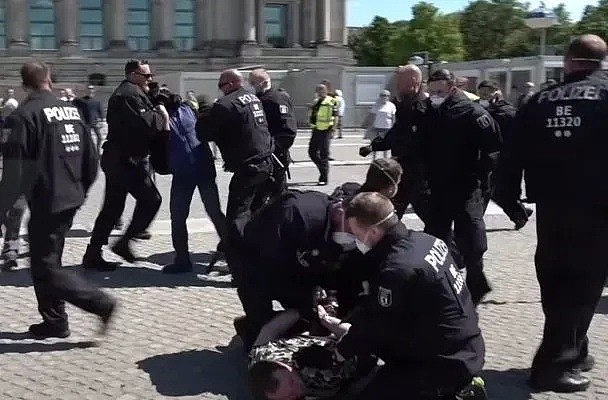 警报！全球多国解封后疫情反弹，最害怕的事情还是发生了（组图） - 10