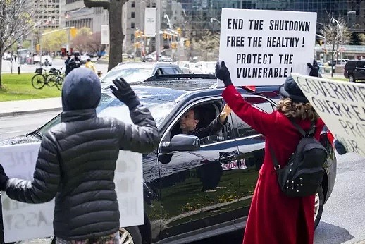 加拿大第三次游行示威！不戴口罩聚集，“不自由毋宁死，新冠是流感？反封城、特鲁多是罪人”（组图） - 7