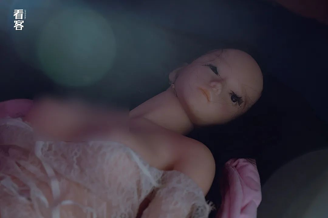 深圳Ai Ai Land：硅胶娃娃体验馆里的性与爱（组图） - 13