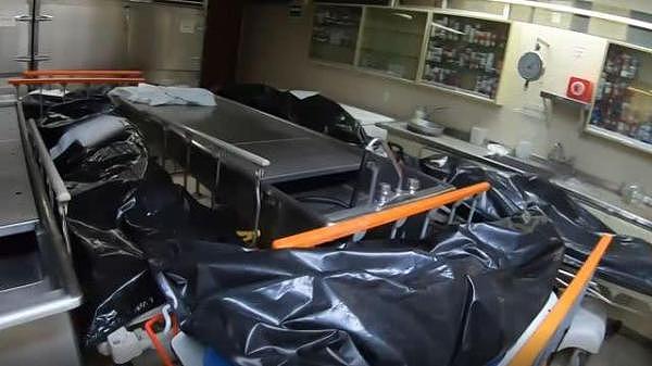 英媒称墨西哥新冠疫情实际死亡人数惊人，储藏室堆满尸体