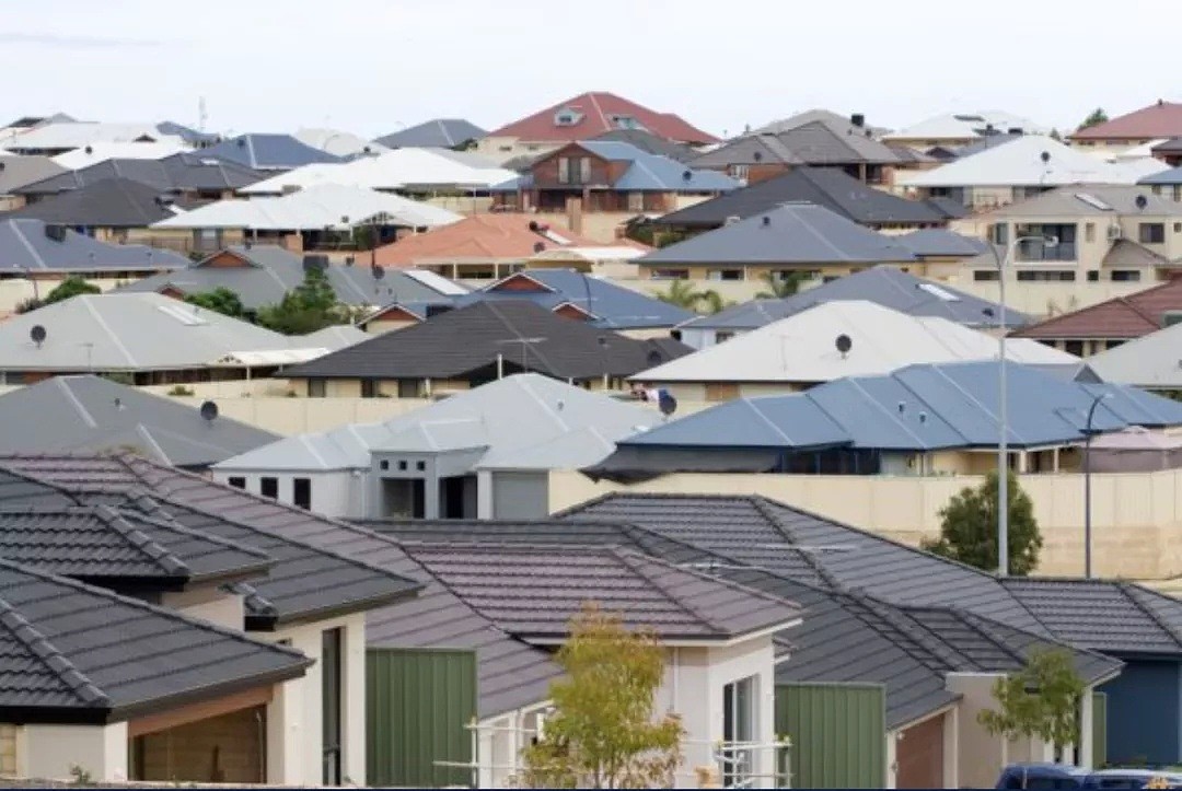 与去年同期相比，全澳所有城市降价房产比例皆大幅上升 - 1