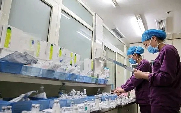 初步评估武汉核酸检测：1000万人中，至少50万人已经感染（组图） - 1