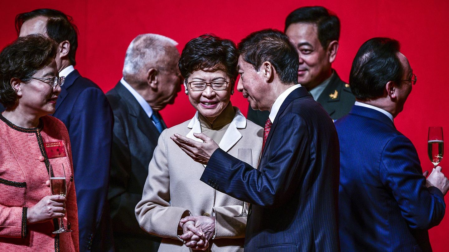夏宝龙、骆惠宁的调整，为北京转变治港思路打开了新的局面。（AFP）