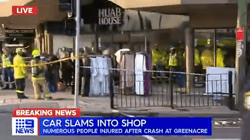 悉尼西南区发生重大车祸！小车冲入街边店铺，至少12人受伤（组图） - 3