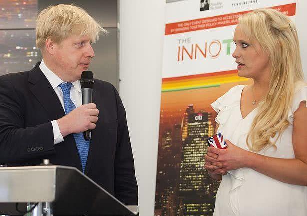 英国首相鲍里斯与美国女企业家传桃色绯闻，正面临伦敦议会调查