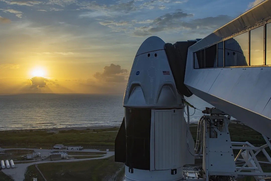 人类史上首次！SpaceX明天将两名宇航员送上国际空间站，商业太空时代到来（组图） - 5