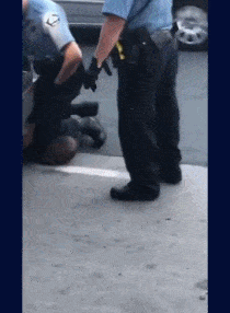 美国黑人之死执法记录首次曝光：哭着被拽出警车，遭跪压求饶喊妈妈（视频/组图） - 4